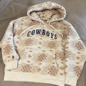 Dallas Cowboys x American Eagle Tailgate Fleece Hoodie